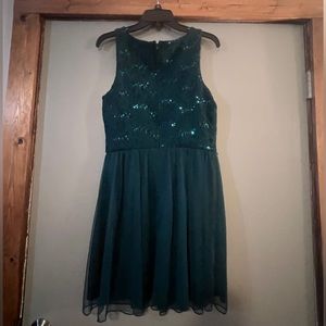 Speechless dark green shimmer dress size 11 midi length